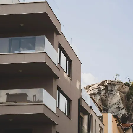 Stylish 1bd - Free Private Garage