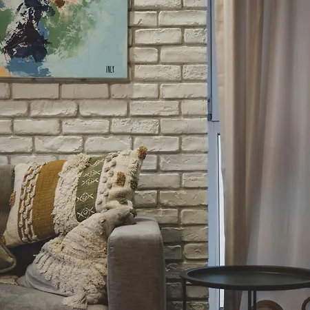 Stylish 1bd - Free Private Garage Διαμέρισμα *