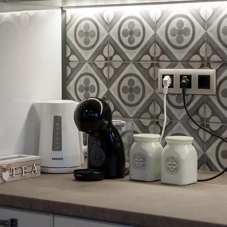 Stylish 1bd - Free Private Garage Διαμέρισμα *