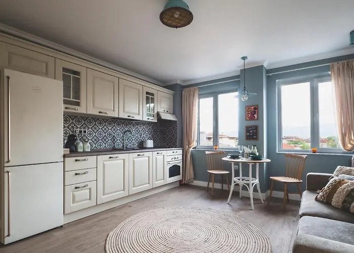 Stylish 1bd - Free Private Garage * 普罗夫迪夫