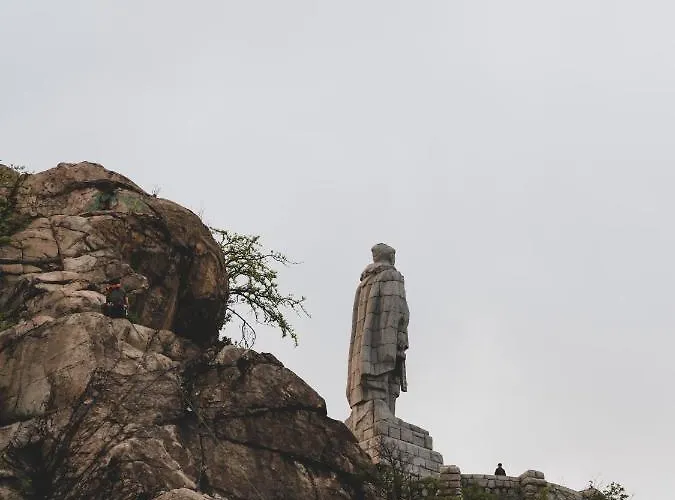 Stylish 1bd - Free Private Garage Płowdiw