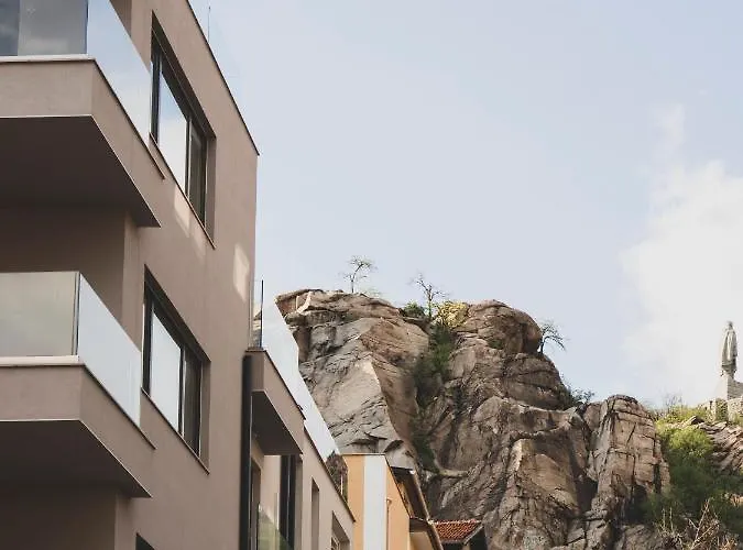 Apartament Stylish 1bd - Free Private Garage *